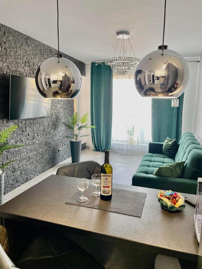 Aici Te Simti Ca Acasa Apartment Яш Екстериор снимка