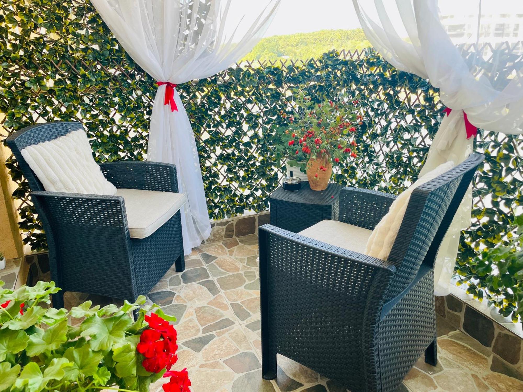 Aici Te Simti Ca Acasa Apartment Яш Екстериор снимка