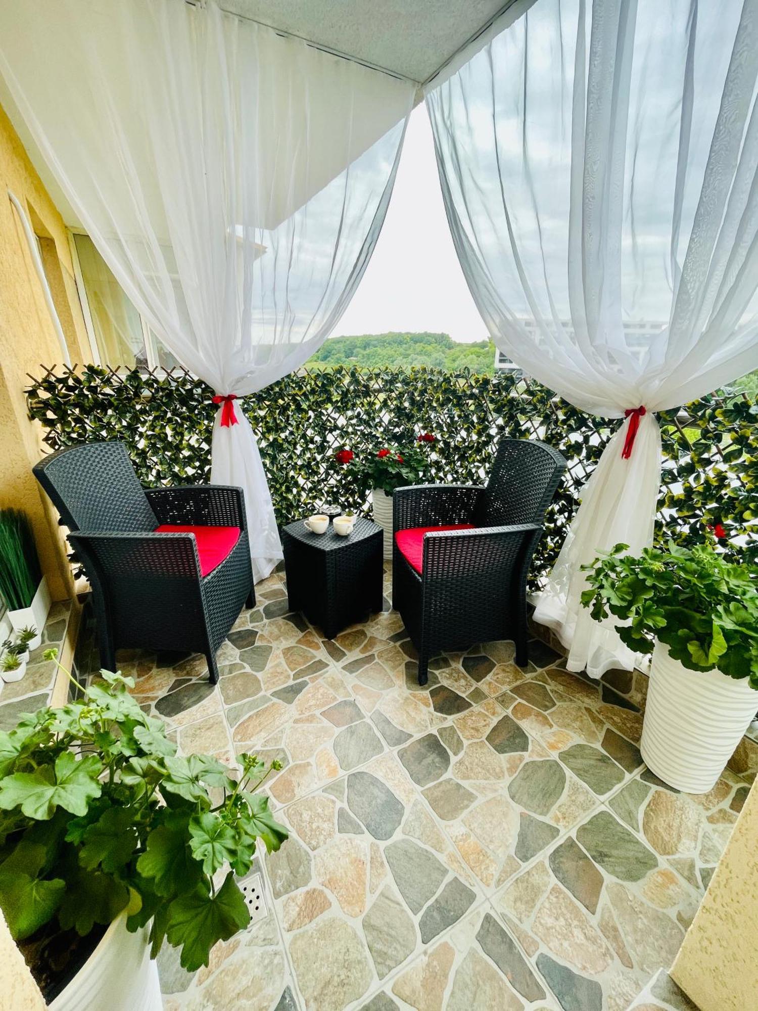 Aici Te Simti Ca Acasa Apartment Яш Екстериор снимка