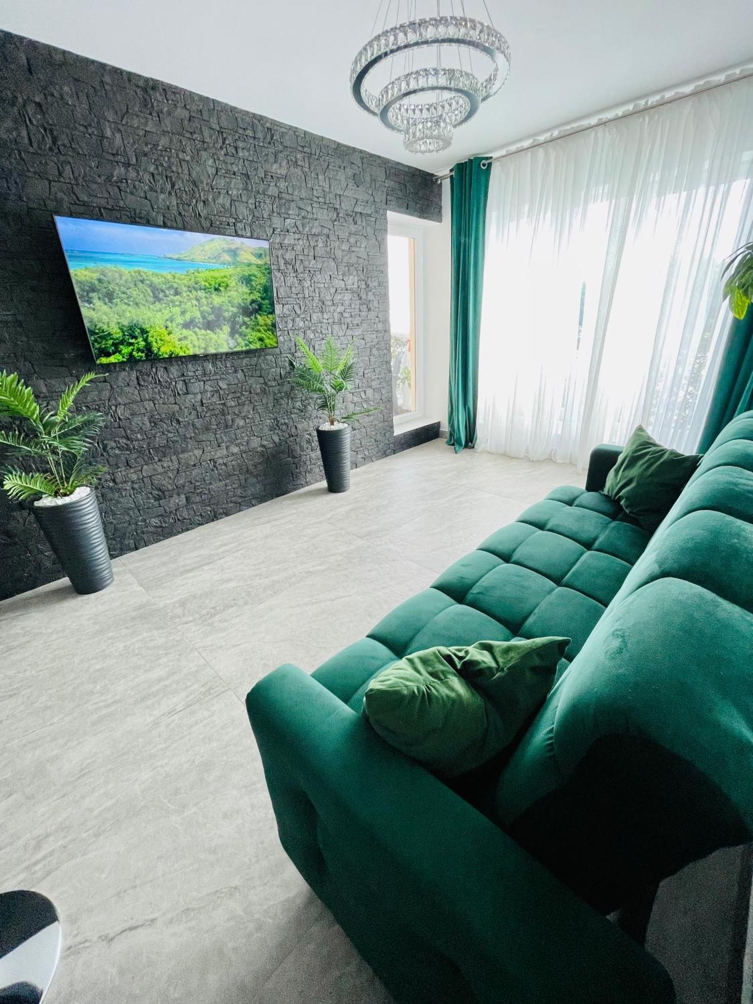 Aici Te Simti Ca Acasa Apartment Яш Екстериор снимка