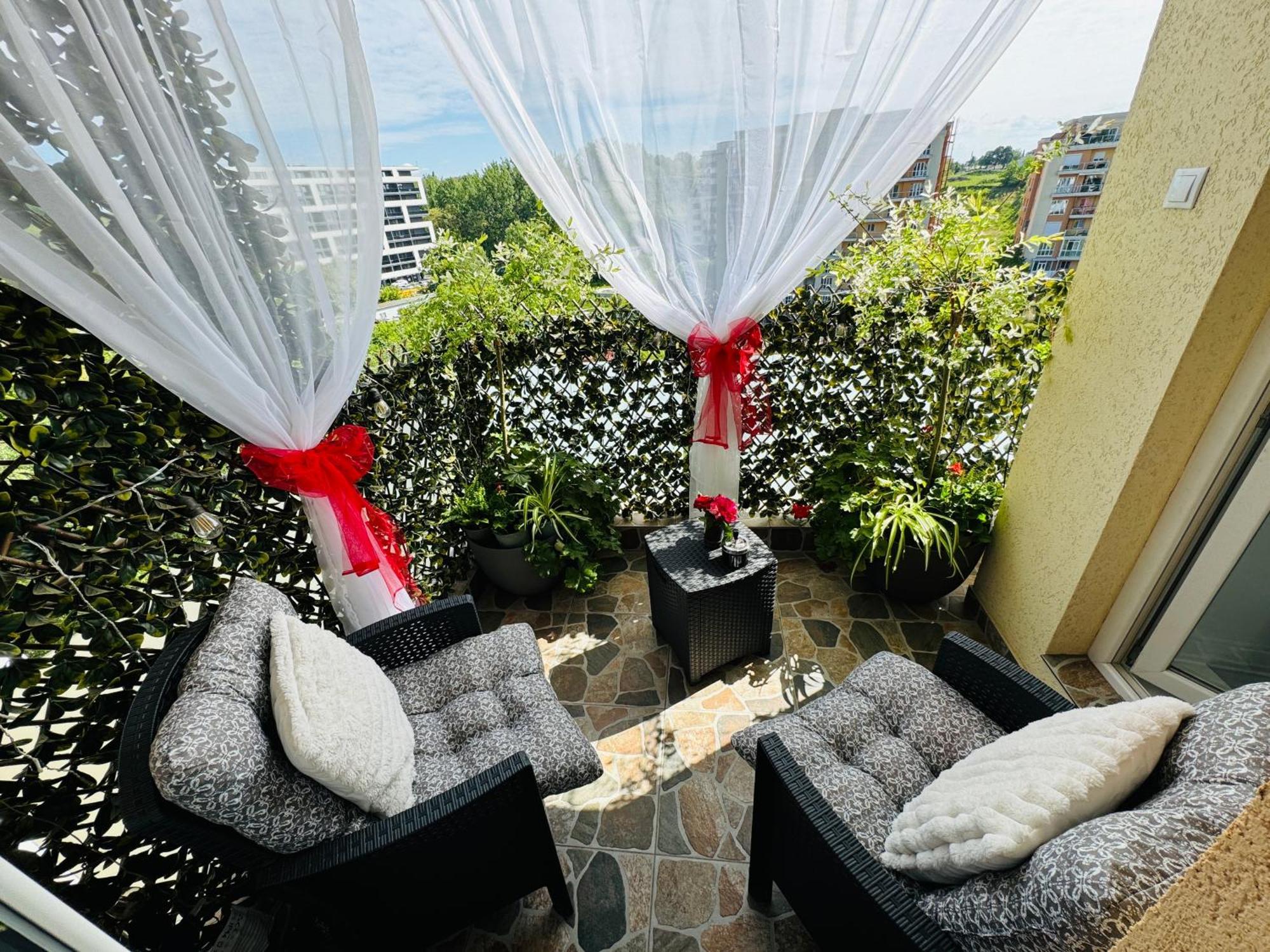 Aici Te Simti Ca Acasa Apartment Яш Екстериор снимка